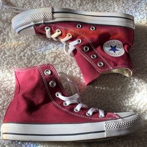 Converse 6.5 burgundy !